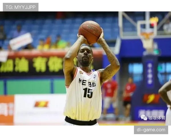 西蒙尼球队精神力持续提升，防守韧性与比赛斗志备受期待